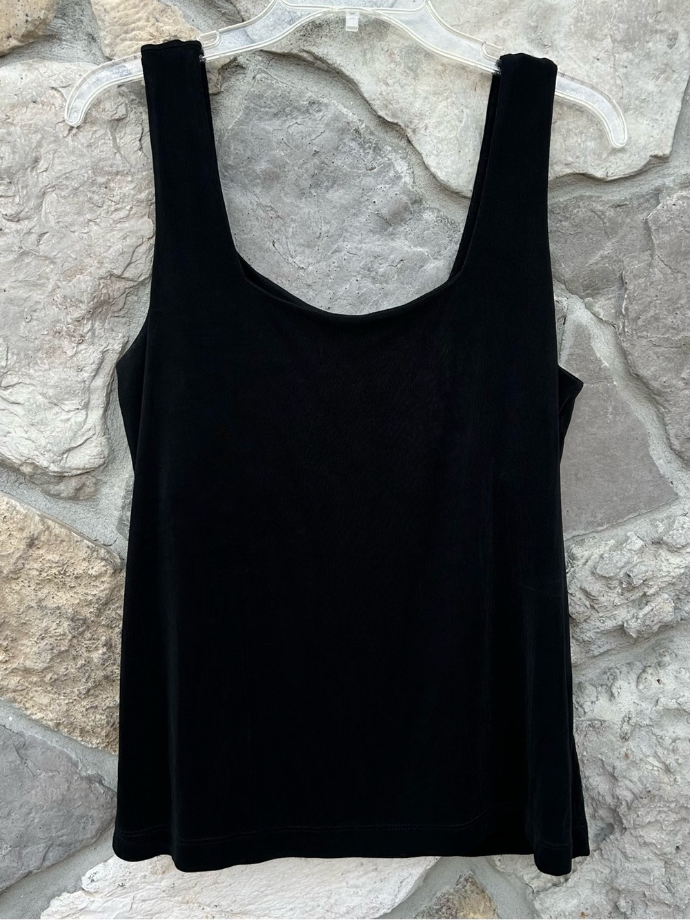 Chicos Travelers Sleeveless Blouse Size 2 (LG) Black Slinky Knit Tank Shelf Bra